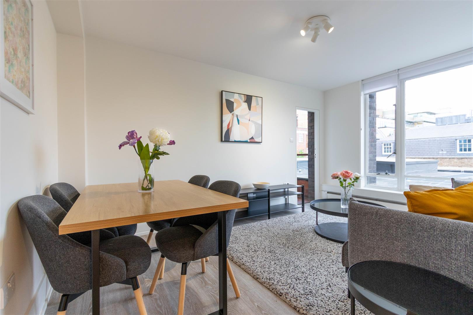 3 bed property in Grosvenor Hill Court, Mayfair